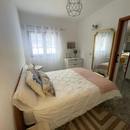Apartamento Rosalia Timijiraque Buitenkant foto